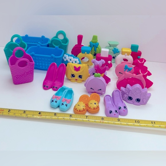 Lot of McDonald's Moose Shopkins Happy Meal Toys - Picture 4 of 5